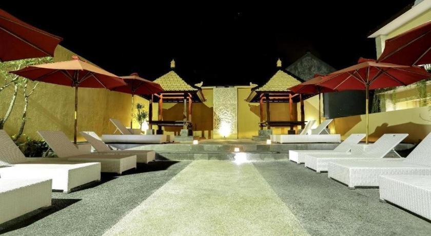 Bali Mega Hotel Jimbaran Exterior foto
