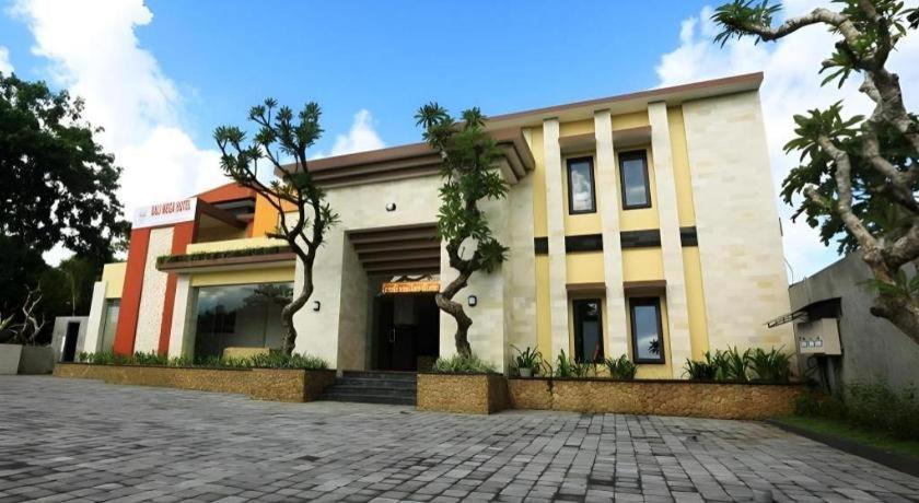 Bali Mega Hotel Jimbaran Exterior foto